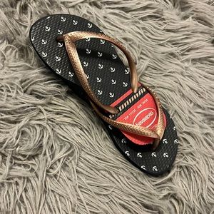 Navy Blue Anchor print Sailor theme HAVAIANAS BRAND slippers